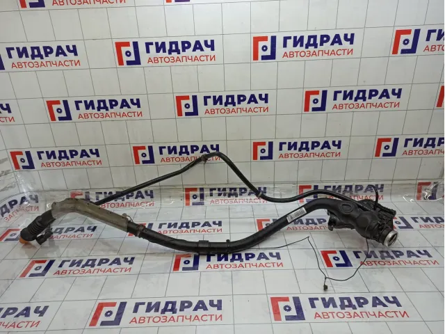 Горловина топливного бака Mercedes-Benz GL-класс A1664702020