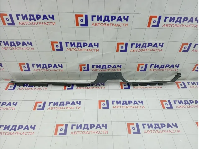 Накладка порога внутренняя правая Mercedes-Benz M-класс A1636861036