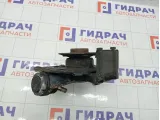 Ступица передняя левая Mercedes-Benz M-класс A1633300420