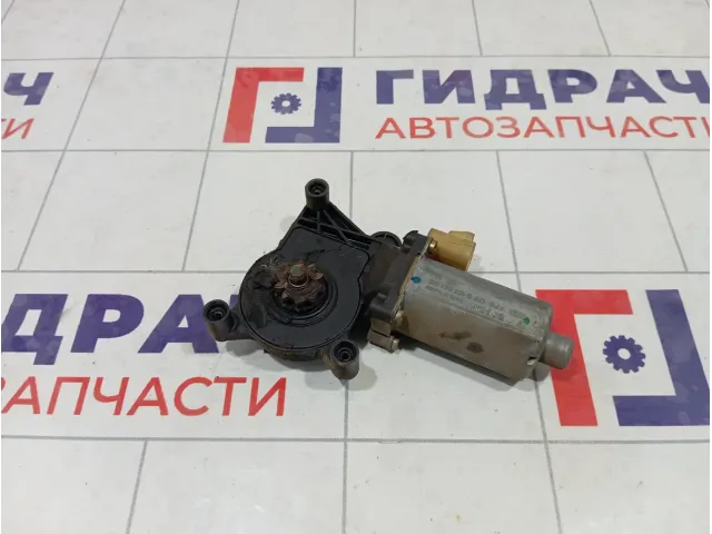 Моторчик стеклоподъемника переднего правого Mercedes-Benz M-класс A1638202842