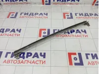 Направляющая стекла двери передняя левая Mercedes-Benz M-класс A1637200315