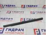Накладка стекла заднего правого Mercedes-Benz M-класс A1637301224