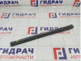 Уплотнитель стекла заднего левого Mercedes-Benz M-класс A1637300324