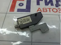 Усилитель антенны Mercedes-Benz M-класс A1638200089