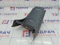 Накладка центральной консоли Mercedes-Benz CLA 200 (C117) 1766807200.