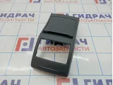 Накладка центральной консоли задняя Mercedes-Benz CLA 200 (C117) 17668008109H68. Царапины.