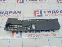 Накладка торпедо правая нижняя Mercedes-Benz CLA 200 (C117) 1766800106.