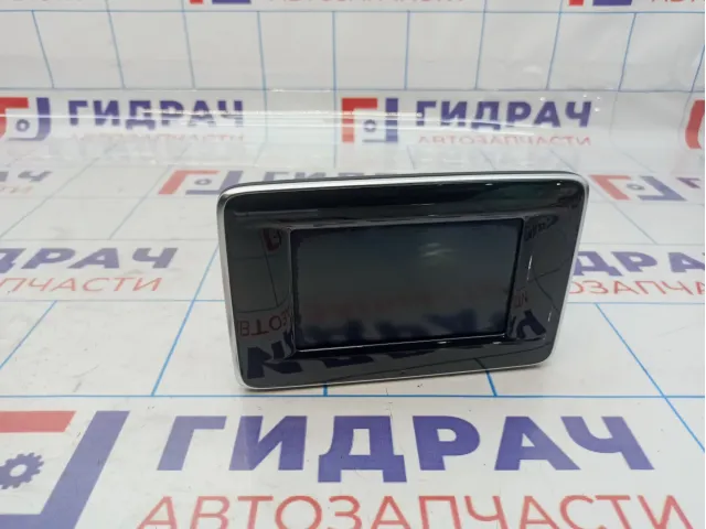 Дисплей информационный Mercedes-Benz CLA 200 (C117) 2469001206. Дефект антибликового покрытия.