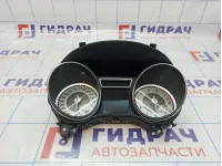 Панель приборов Mercedes-Benz CLA 200 (C117) 1179007500. Дефект антибликового покрытия.