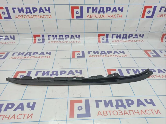 Уплотнитель капота левый на крыло Mercedes-Benz CLA 200 (C117) 1178800197.