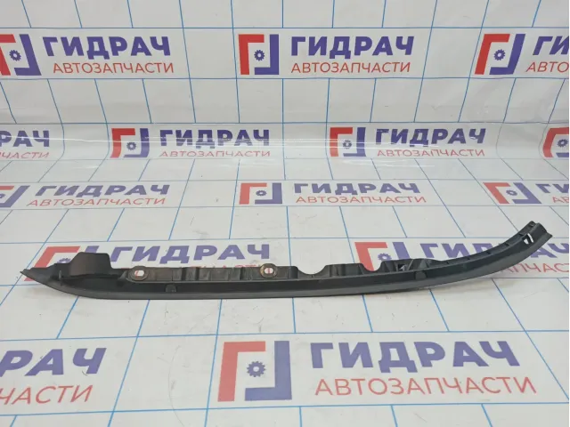 Уплотнитель капота правый на крыло Mercedes-Benz CLA 200 (C117) 1178800297.