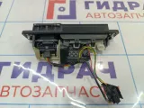 Кнопка открывания багажника Mercedes-Benz CLA 200 (C117) 2227500593. С камерой.