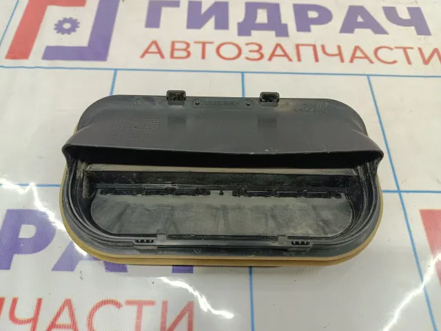 Решетка вентиляционная Mercedes-Benz CLA 200 (C117) 1698300342.