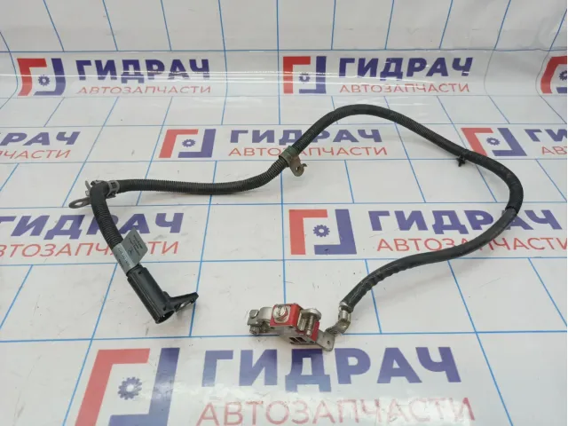 Клемма аккумулятора плюс Mercedes-Benz CLA 200 (C117) 2465407832.