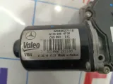 Моторчик стеклоочистителя передний Mercedes-Benz CLA 200 (C117) 1769061800.