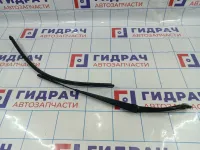 Поводок стеклоочистителя передний левый Mercedes-Benz CLA 200 (C117) 1768200044.