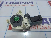 Моторчик стеклоподъемника передний правый Mercedes-Benz CLA 200 (C117) 2078200642.