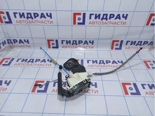 Замок двери задней правой Mercedes-Benz CLA 200 (C117) 2047302835.