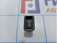Кнопка стеклоподъемника Mercedes-Benz CLA 200 (C117) 2049058102.