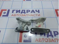 Петли двери передней левой Mercedes-Benz CLA 200 (C117) . Комплект.