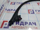 Уплотнитель стекла передний левый Mercedes-Benz CLS-Class 500 (W219) 2197200254
