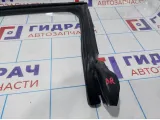 Уплотнитель стекла задний правый Mercedes-Benz CLS-Class 500 (W219) 2197200454