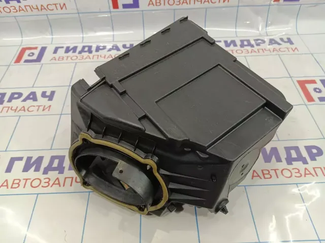 Корпус блока предохранителей Mercedes-Benz CLS-Class 500 (W219) 2115400324