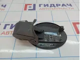 Лючок бензобака Mercedes-Benz CLS-Class 500 (W219) 2197570106