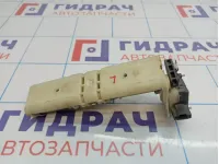 Направляющая подголовника заднего левого Mercedes-Benz CLS-Class 500 (W219) 2119700125