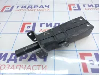 Кронштейн усилителя переднего бампера правый Mercedes-Benz CLS-Class 500 (W219) 2196200295