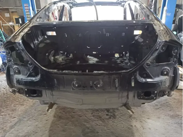 Панель задняя Mercedes-Benz CLS-Class 500 (W219)