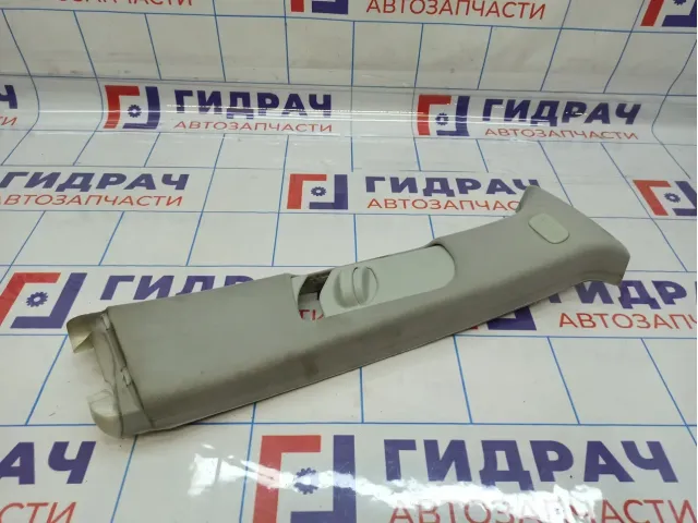 Обшивка стойки средней правой верхняя Mercedes-Benz ML55AMG (W163) 1636906225