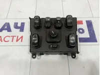 Блок управления стеклоподъемниками Mercedes-Benz ML (W163) 1638200910