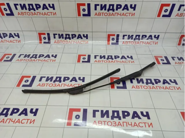 Поводок стеклоочистителя передний правый Mercedes-Benz ML (W163) 1638200844