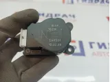 Моторчик заслонки отопителя Mercedes-Benz S500L W220 2208201042.