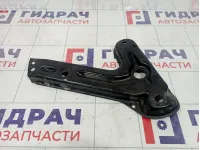 Кронштейн балки передний правый Mercedes-Benz GL (X166) 1643311040