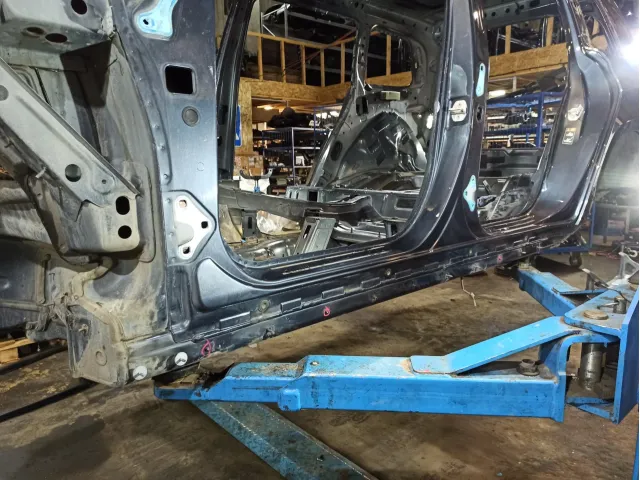 Порог со стойкой левый Mercedes-Benz GL (X166)