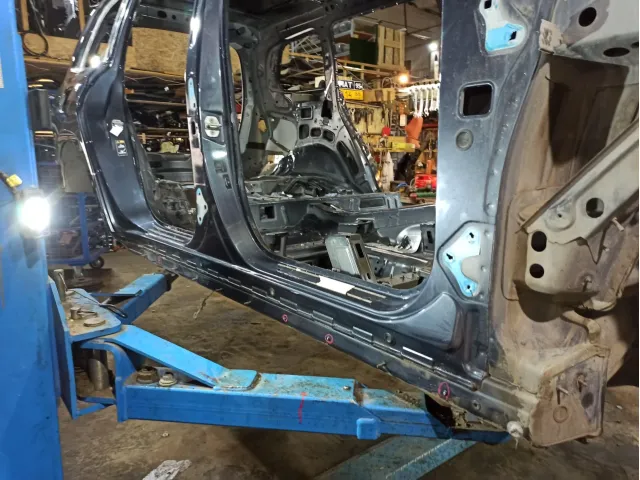 Порог со стойкой правый Mercedes-Benz GL (X166)