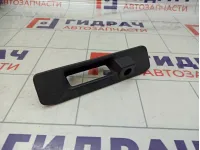 Ручка открывания багажника Mercedes-Benz GL (X166) 1667500593