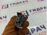 Кнопка откидного сиденья правая Mercedes-Benz GL (X166) 1668201310