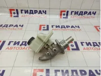 Цилиндр тормозной главный Mercedes-Benz GL (X166) 1664300101 Цилиндр тормозной главный Mercedes-Benz GL (X166) 1664300101