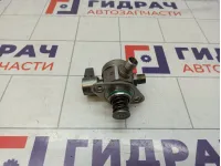 Насос (ТНВД) бензиновый Mercedes-Benz GL (X166) 2780700601