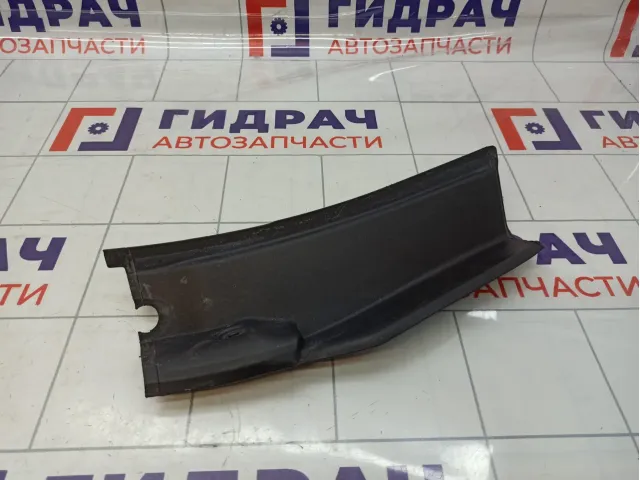 Водосток багажника левый Mercedes-Benz GL (X166) 1666900164