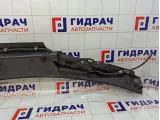 Решетка стеклоочистителей Mercedes-Benz GL (X166) 1668300028
