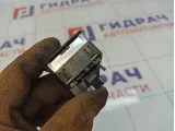 Кнопка стеклоподъемника Mercedes-Benz GL (X166) 1668200210