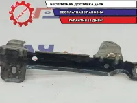 Крепление переднего крыла Mercedes-Benz W211 . W211.