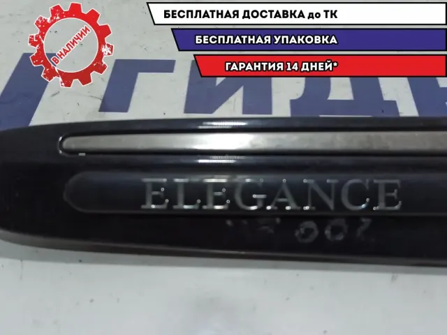 Молдинг переднего левого крыла Mercedes-Benz W211 2116902762.