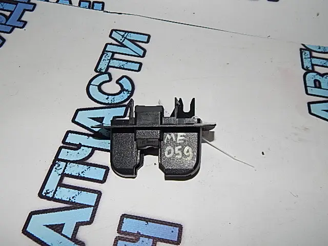 чехол замка спинки салона Mercedes-Benz  E-Class W211