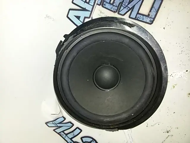 динамик задний левый Mercedes-Benz  E-Class W211