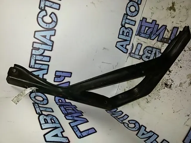 кронштейн крепления впрыска Mercedes-Benz  E-Class W211